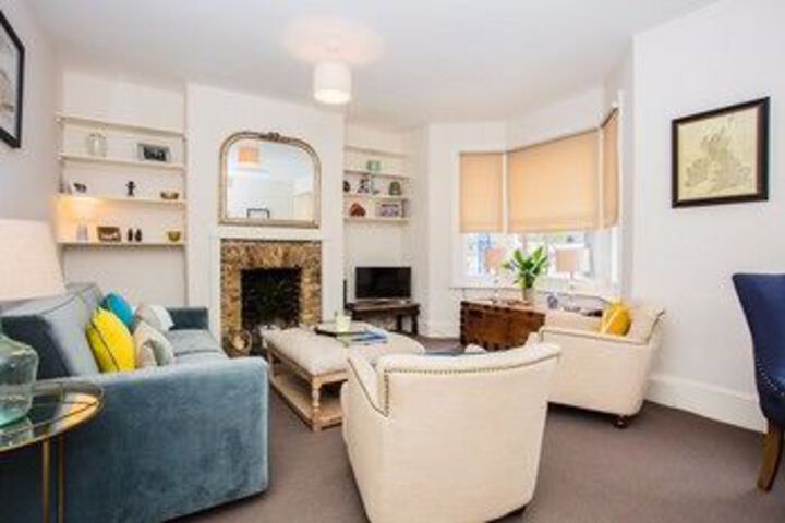 Photo of Flat in Battersea Accommodates 5