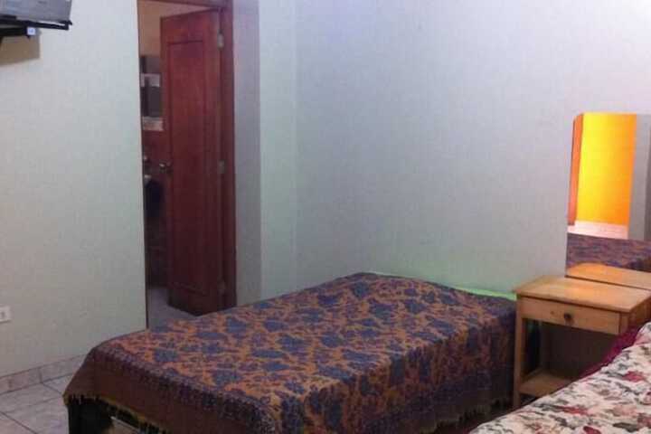 Room 6 of 22
