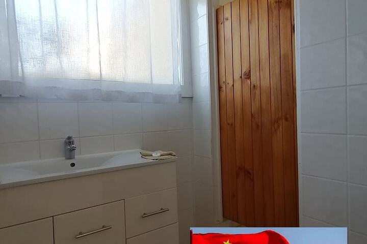 Room 18 of 25