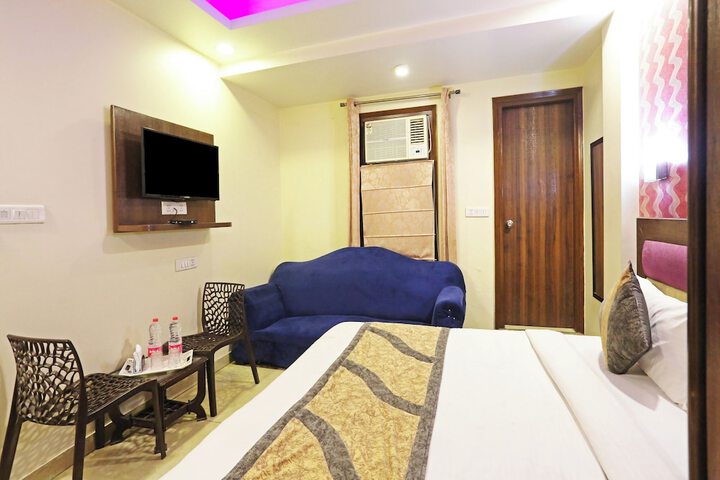 Room 34 of 63