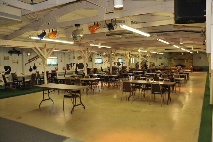 Ballroom/Hall 20 of 26