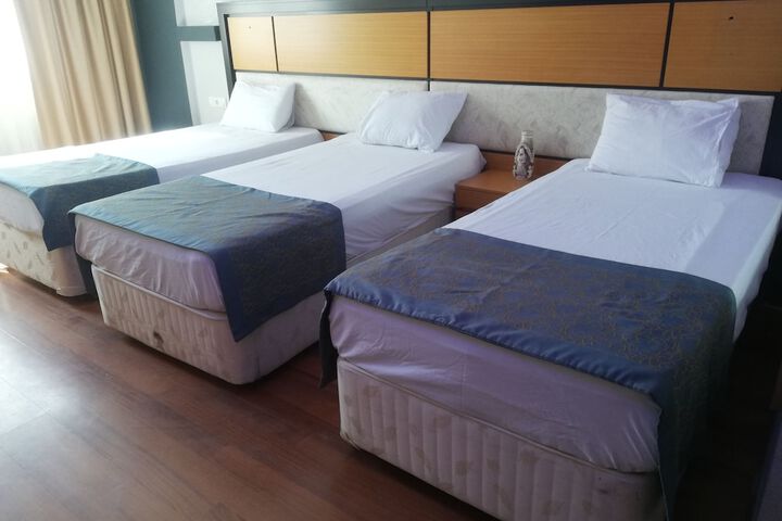 Unaten Otel in Izmir