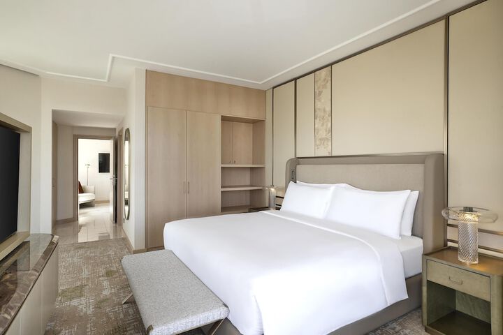 Room 48 of 231
