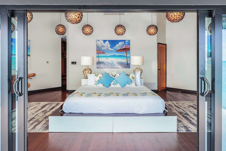 Room 21 of 239