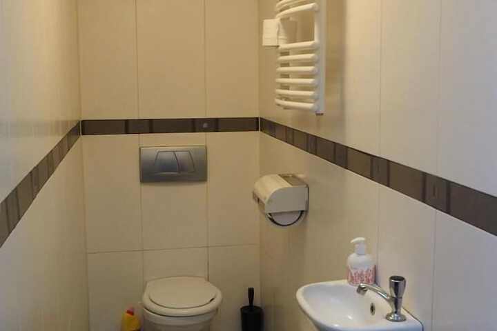 Clean Restrooms