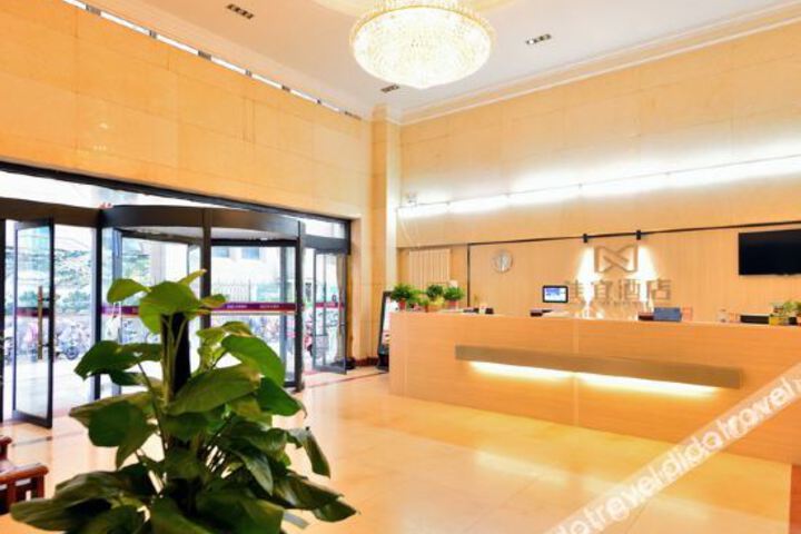 Hotel Interior 20 of 31