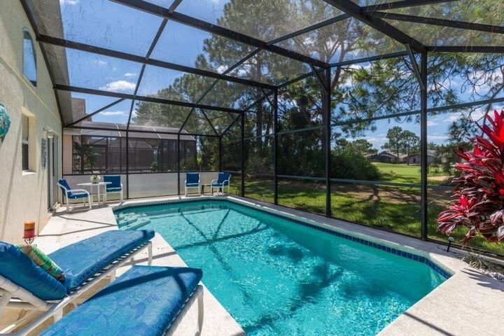 South Facing Pool For All Day Sun! 3 Bedroom Home by RedAwning