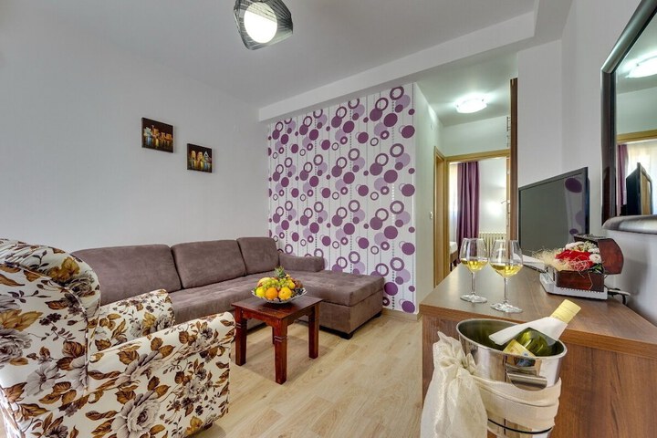 Room 14 of 29