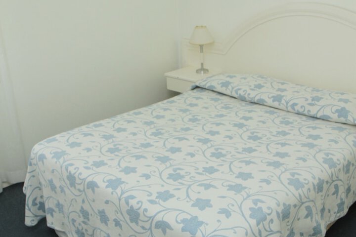Room 11 of 41