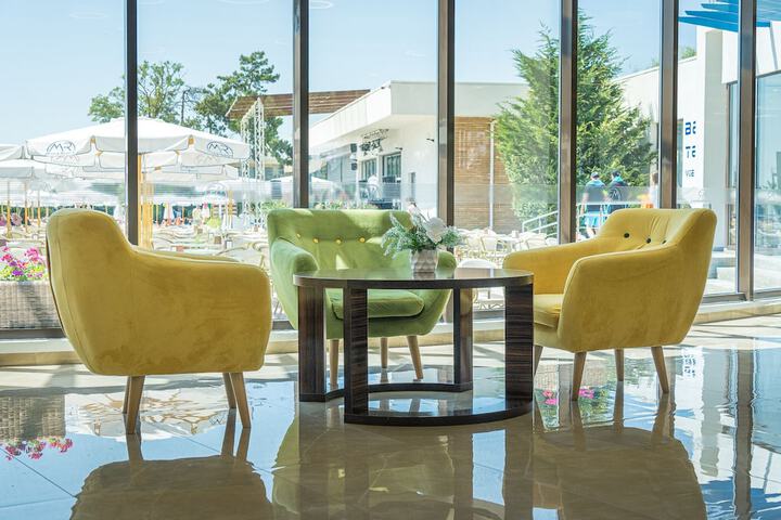 Hotel Interior 2 of 95