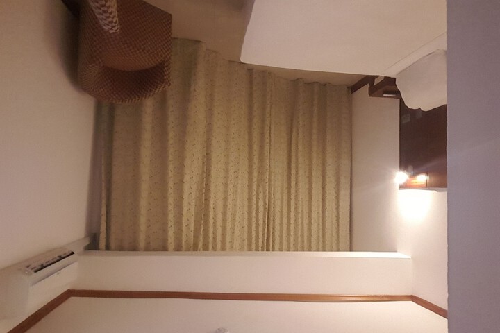 Room 14 of 47