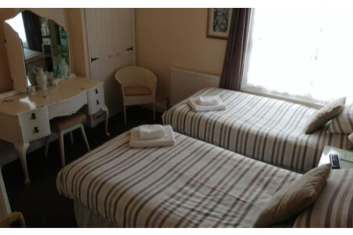Room 15 of 24