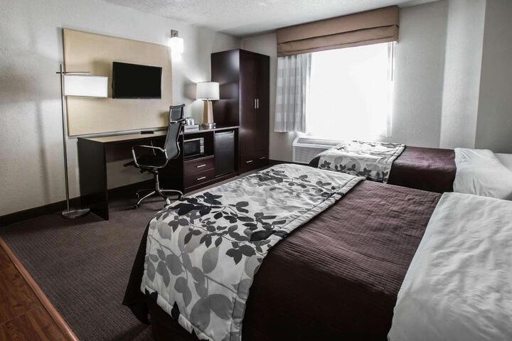 2 Double Beds (5 of 9)