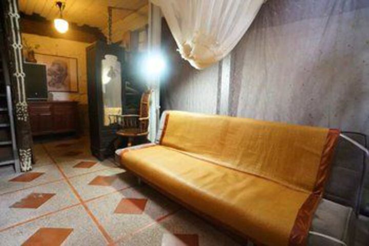 Room 14 of 22
