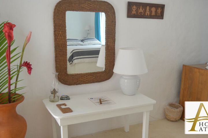 Room 26 of 79