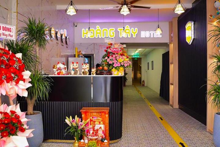 Exterior of Hoang Tay Hotel - Dong Thap