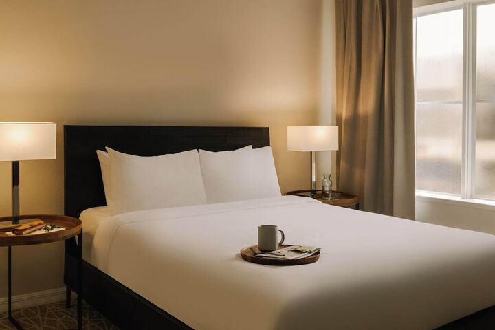 Room 3 of 25