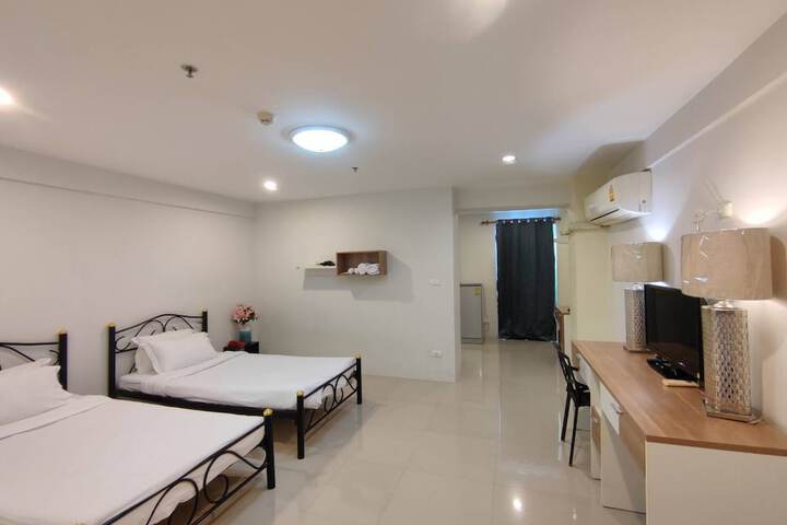 Room 15 of 43