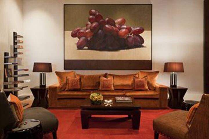 Hotel Lounge