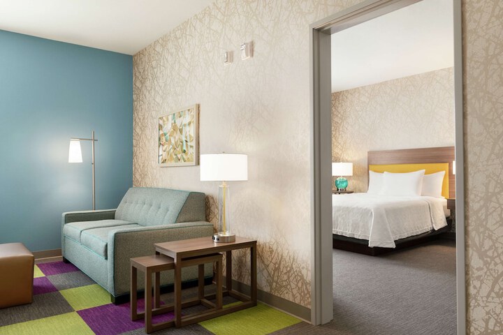 1 Queen Bed Studio (2 of 32)