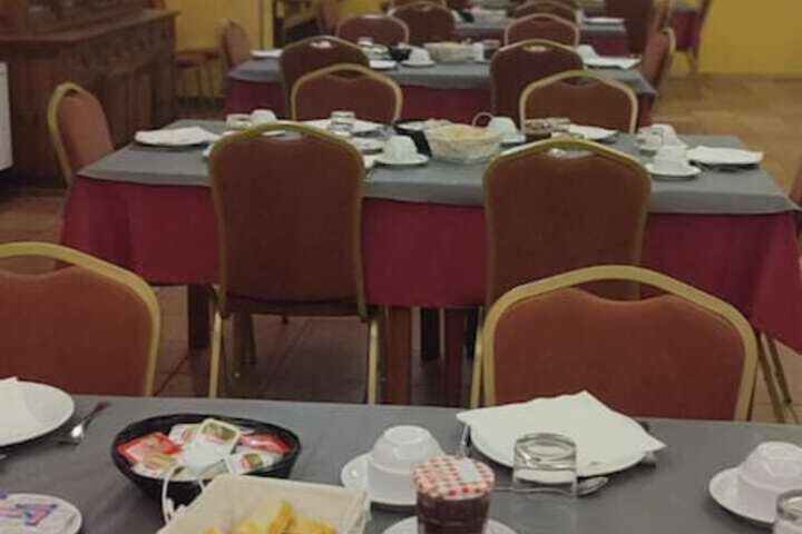 Dining 23 of 39
