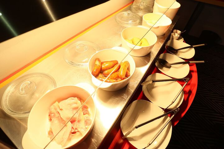 Dining 57 of 74