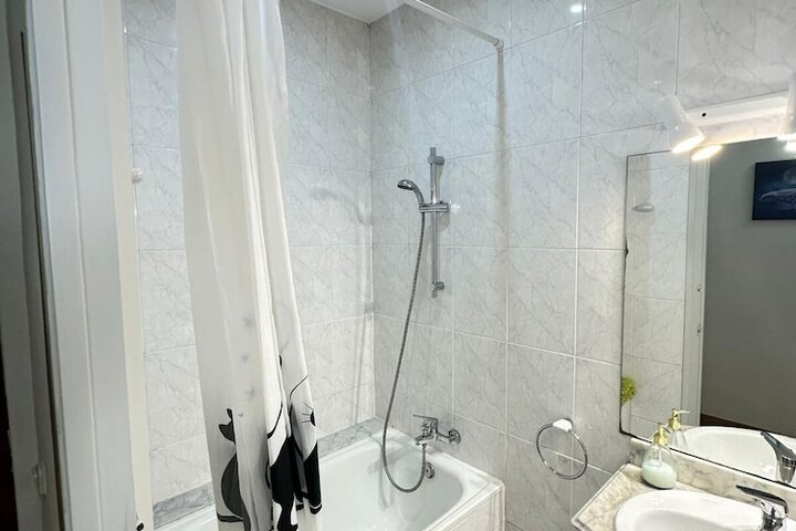Room 20 of 24