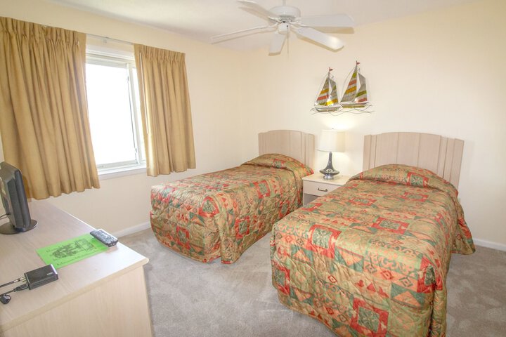 Room 9 of 47