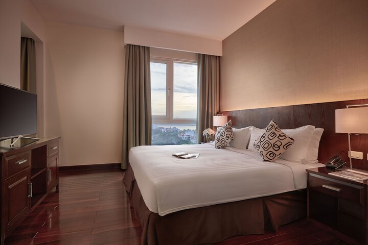 Room 20 of 93