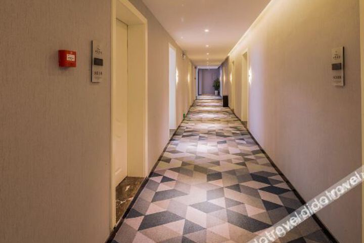 Hotel Interior 11 of 47