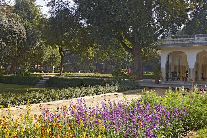 Hotel Entry