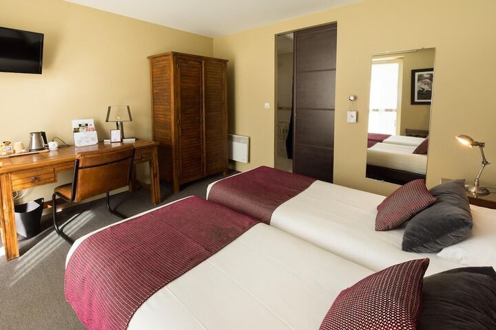 Room 8 of 53