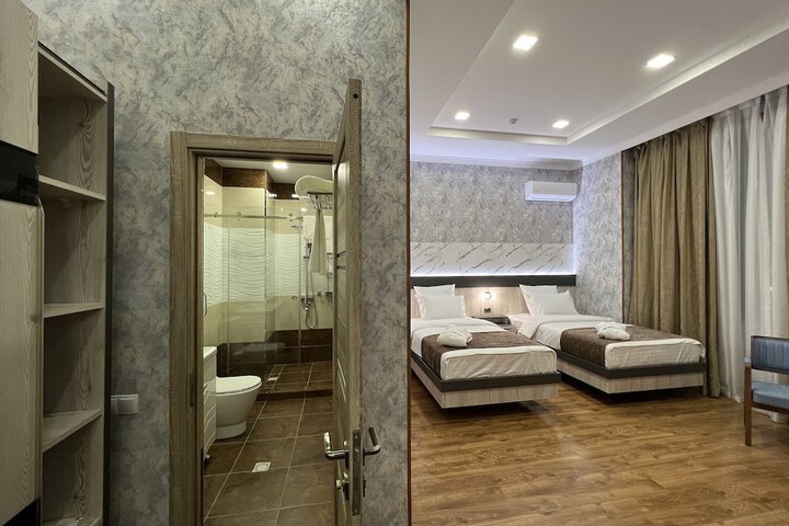 Room 40 of 95
