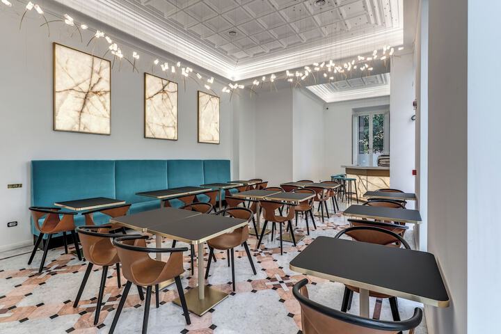Breakfast/Coffee Service 34 of 52
