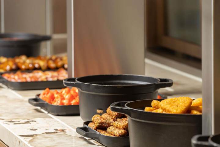 Breakfast/Coffee Service 47 of 113