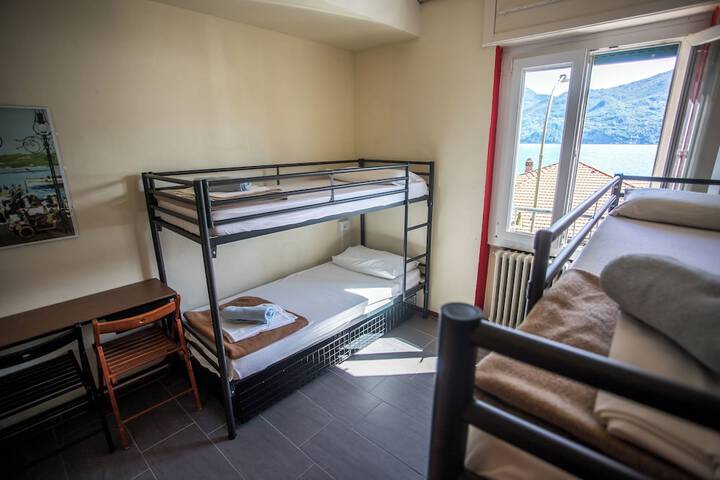 Room 4 of 21