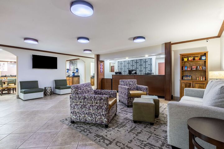 Guest Lobby