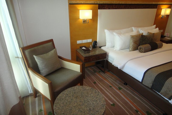 Room 29 of 128