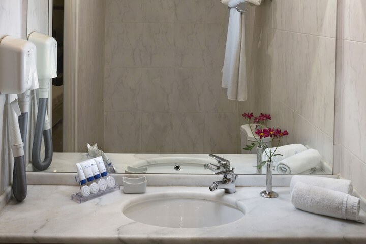Bathroom Interior Photo