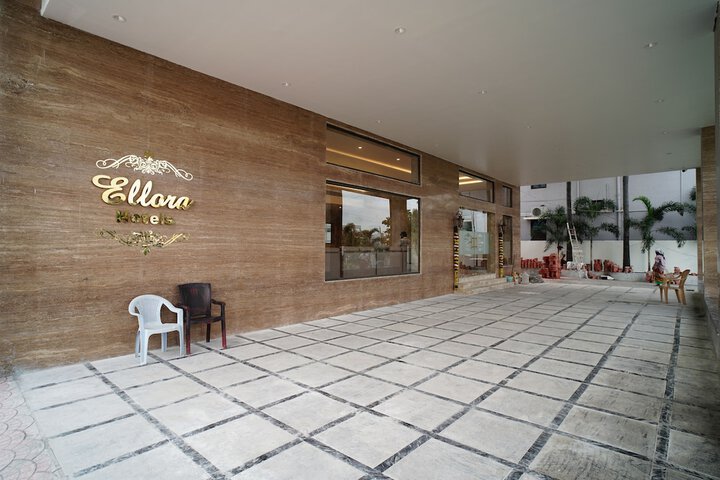 Hotel 79 of 103
