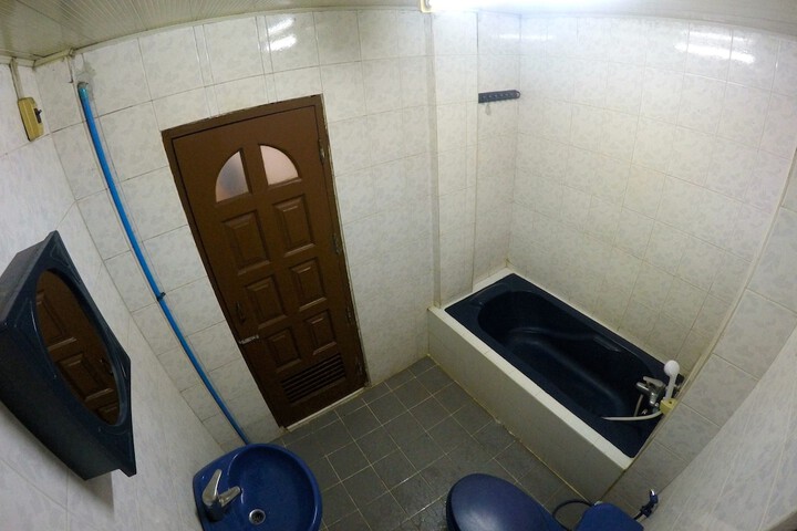 Room 20 of 34