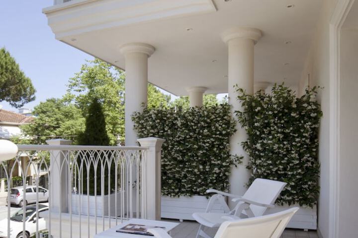 Terrace/Patio 25 of 70