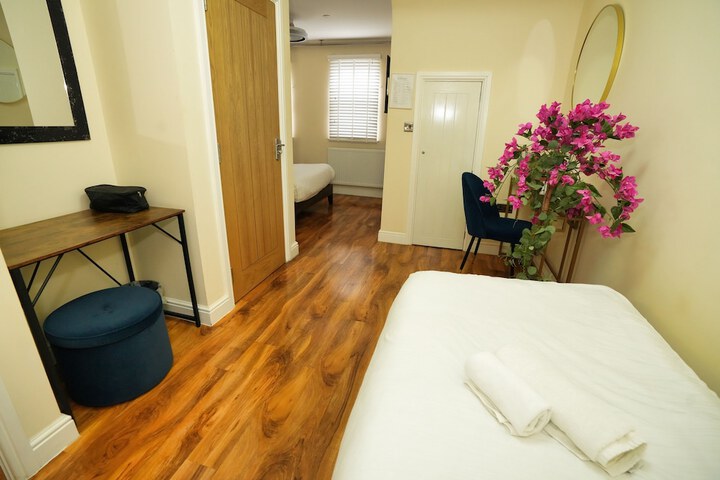 Room 60 of 121