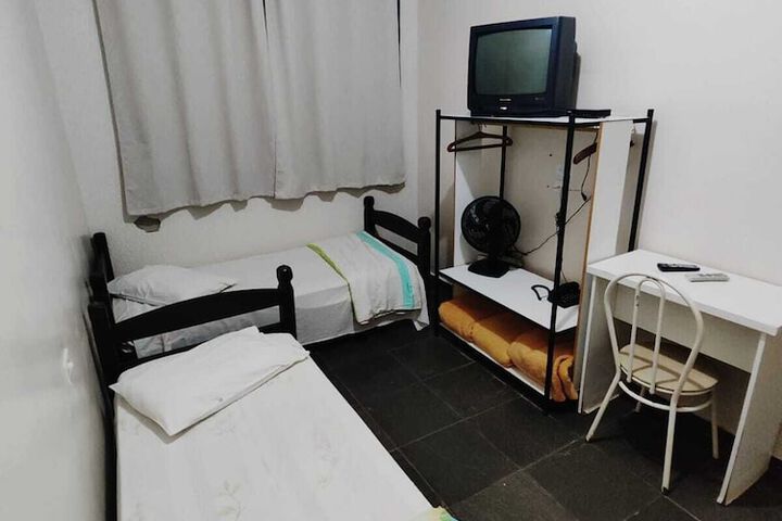 Room 29 of 64