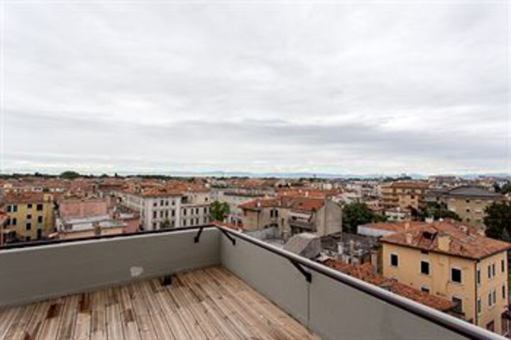 Terrace/Patio 863 of 871