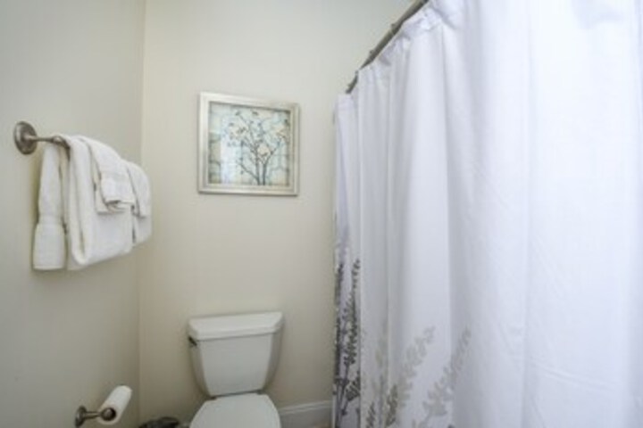 Room 3 of 31