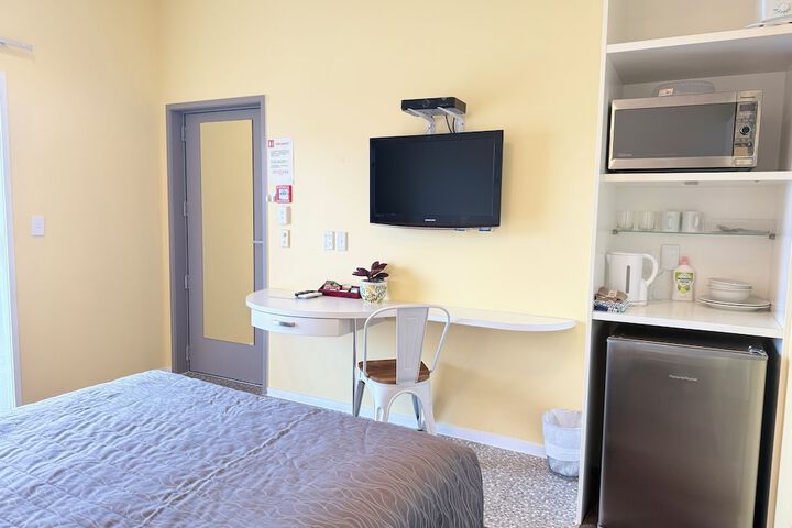 Room 15 of 52