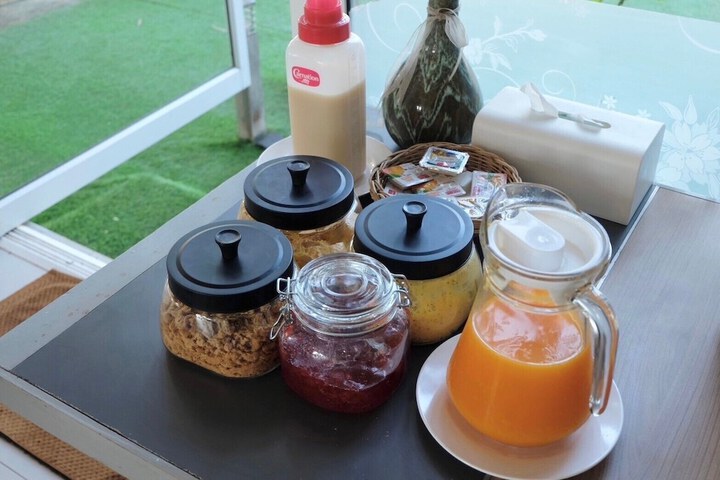 Breakfast/Coffee Service 45 of 53