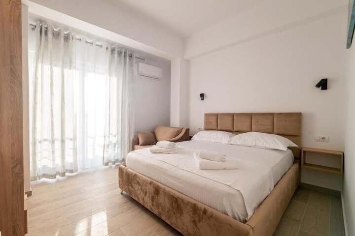 Room 86 of 163