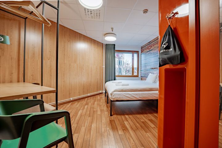 Room 21 of 65